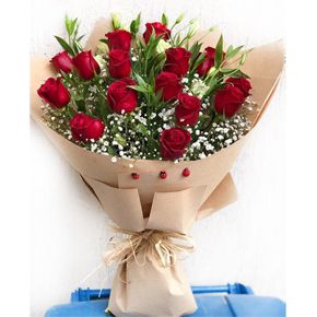 İn box roses and chocalate Kırmızı gül 15.ad. 
